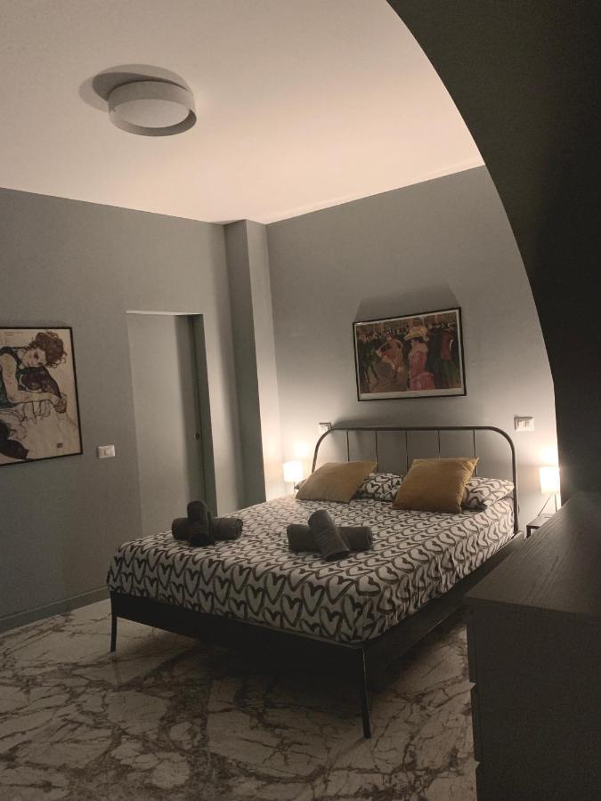 Modern City Center Apartment ベネヴェント エクステリア 写真